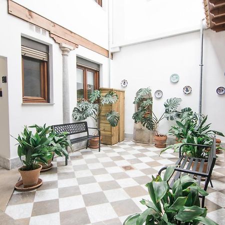 Apartament Tuguest Plaza De Gracia Grenada Zewnętrze zdjęcie