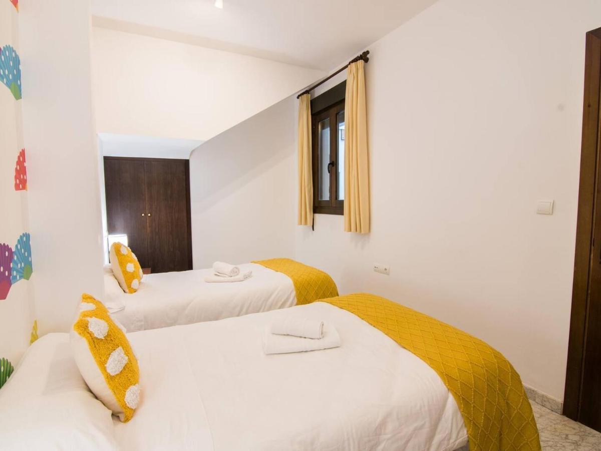 Apartament Tuguest Plaza De Gracia Grenada Zewnętrze zdjęcie